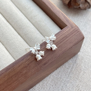 925 Sterling Silver Lily Of The Valley Bow Stud Earrings Sweet Flower Screw Back Earrings Light Luxury Fashion Jewelry For Women