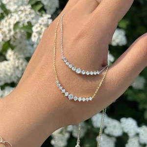 Elegante S925 Sterling Silber Lächeln Kette mit funkelnden Zirkonia Steinen