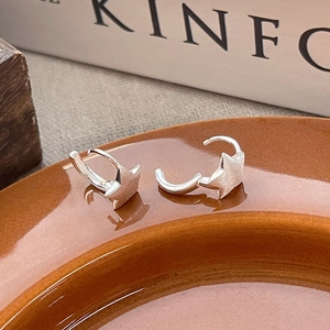 Minimalist S925 sterling silver brushed star hoop earrings with a sleek polished finish