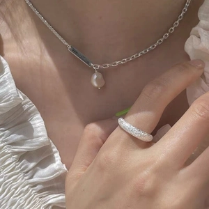 S925 sterling silver frosted ring and pearl necklace set with engraved tag for couples