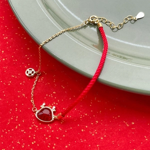 Bracelet cordon rouge en argent S925 avec agate rouge cœur pour l'année du dragon