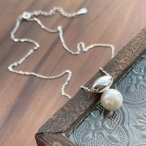 Elegant 925 Sterling Silver Shell Artificial Pearl Pendant Necklace With Oval Metal Decor For Women Minimalist Fashion Jewelry Clavicle Chain