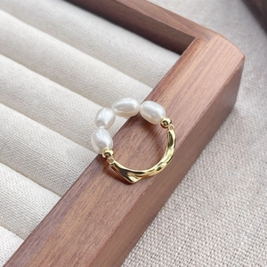 S925 sterling silver gold ring with five freshwater pearls in irregular lava design