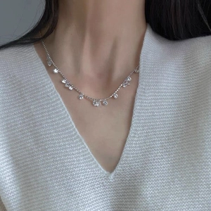 Collier ras de cou en argent sterling S925 avec pendentifs en zircone scintillants fins