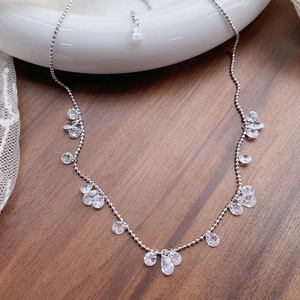 Collier en argent sterling S925 avec pendentifs en oxyde de zirconium gouttes