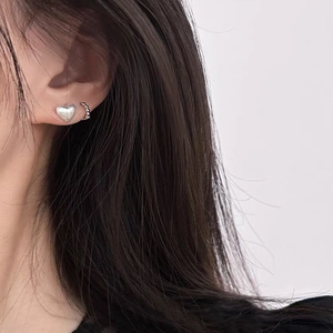 Puces d'oreilles cœur dépoli en argent S999 et créoles perlées pour femmes