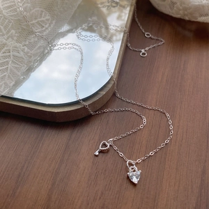 S925 sterling silver heart key necklace with clear zircon pendant on fine chain