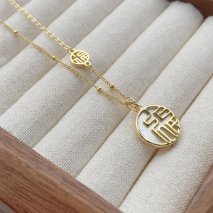 Élégant collier en argent S925 plaqué or avec caractère Fu et nacre blanche délicate