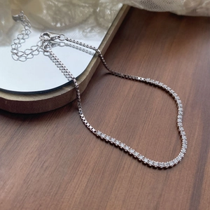 Sparkling S925 sterling silver bracelet with cubic zirconia half-tennis chain design