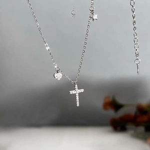 S925 Sterling Silber Kreuz Anhänger Halskette Zirkon Herz Stern Charme Zierliche Schlüsselbeinkette Mode Damen Schmuck