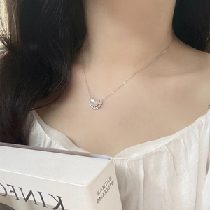 Elegant S925 Sterling Silver Round Artificial Pearl Pendant Necklace For Women Zirconia Minimalist Light Luxury Clavicle Chain Jewelry