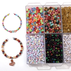 Kit di perline acriliche colorate a forma di stella e luna per creazione gioielli