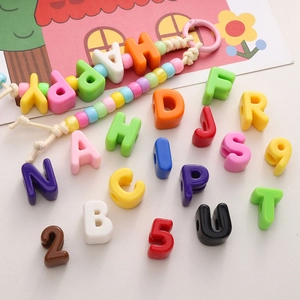 Perline colorate in acrilico con lettere e numeri per braccialetti fai-da-te e gioielli