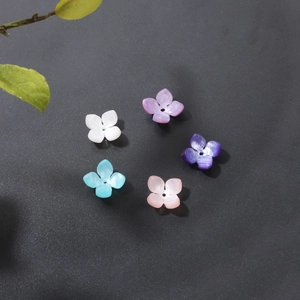Set di 5 perline a fiore colorate per gioielli fai-da-te con finitura perlata