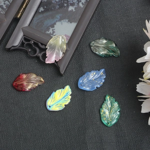 Set of 6 glass leaf pendants with gold foil for DIY hairpins and jewelry making
