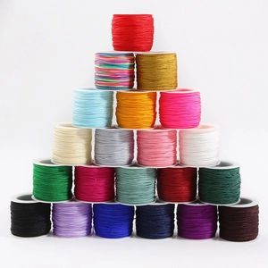 Set van 21 kleurrijke nylon vlechtkoorden voor DIY armbanden en sieraden maken