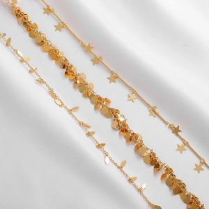 Chaînes plaquées or 18K avec breloques feuille, disque et étoile pour création bijoux