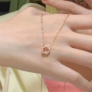 Élégant collier cerisier en argent S925 avec pierre rose et finition en or rose