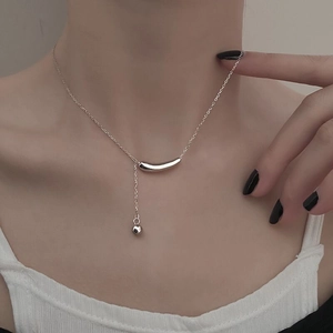 Collier Pendentif Barre Courbe en Argent Sterling 925 pour Femme Chaîne de Clavicule Sourire Élégante Bijoux de Mode