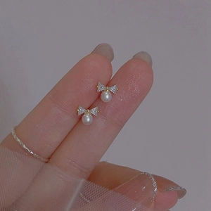 Elegant S925 Sterling Silver Bowknot Artificial Pearl Stud Earrings With Zirconia Inlaid Gold White Gold Jewelry Accessories For Women