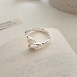 S925 Sterling Silver Artificial Pearl Ring For Women French Style Elegant Light Luxury Minimalist Adjustable Wrap Open Ring Jewelry
