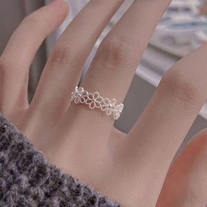 S925 Sterling Silver Flower Open Ring Minimalist Hollow Floral Adjustable Finger Ring For Women Lightweight Luxury Jewelry