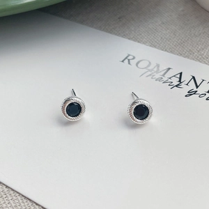 Minimalist S925 sterling silver round black agate stud earrings with rope texture edges