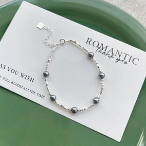 S925 sterling silver bracelet with dark grey pearls and textured silver beads