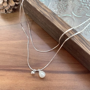 Elegante Collana a Doppio Strato in Argento Sterling 925 a Spina di Pesce Donna Pendente con Perla d'Acqua Dolce Barocca Minimalista Gioielli