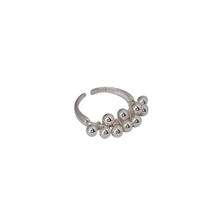 Minimalist S925 sterling silver ring featuring a creative grape cluster bead design