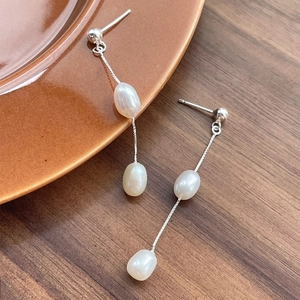 Boucles d'oreilles pendantes en argent S925 avec chaînes longues et perles d'eau douce