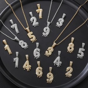 Collier Pendentif Nombre Hip Hop en Alliage Zirconia pour Hommes Femmes Bijoux Effet de Fusion Numérique avec Chaîne Torsadée