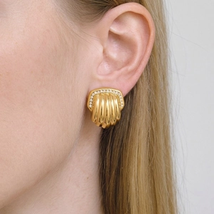 Stainless Steel Shell Fan Shape Earrings Rhinestone Inlaid Textured Ribbed Studs For Women Waterproof Hypoallergenic