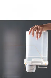 Detail view of food-grade storage jar featuring double silicone seals for leakproof safety