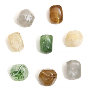 Irregular amber acrylic beads with marble texture for DIY jewelry and necklaces