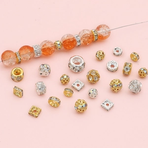 Legierung Strass Zwischenperlen Für DIY Schmuckherstellung Hohle Runde Quadratische Kupferplattierte Kristall Charms Für Halskette