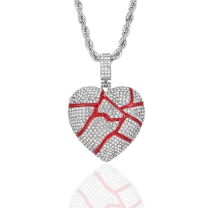 Hip Hop Broken Heart Alloy Pendant Necklace Iced Out Rhinestone Heart Pendant Jewelry Gift For Men Women