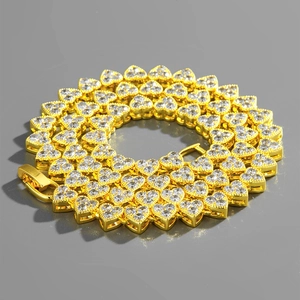 Hip Hop Heart Zirconia Pendant Necklace Alloy Iced Out Cuban Link Chain For Women Men Unisex Western Style Jewelry