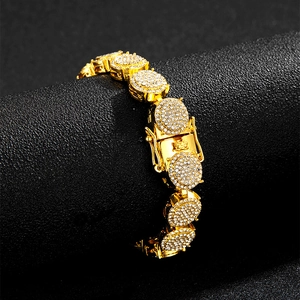 Bracciale a catena cubana dorata 13mm con maglie rotonde in pavé di diamanti e chiusura