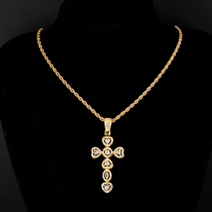 Collana Con Pendente a Croce Hip Hop Per Uomo Donna Forma a Cuore Con Zirconi Incastonati Catena a Corda Gioielli Moda