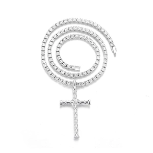 Pendentif croix argenté avec chaîne tennis étincelante pour bijoux hip-hop tendance homme