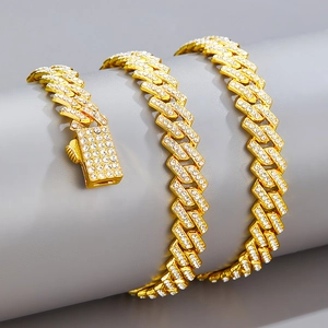 Collier Gourmette de Luxe Iced Out Alliage Entièrement Sertie de Strass Hip Hop pour Hommes Femmes Bijoux Streetwear