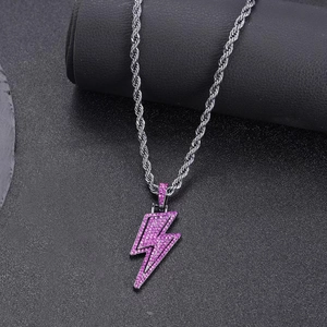 Parure collier avec pendentif éclair hip-hop serti de zircon rose et chaîne torsadée