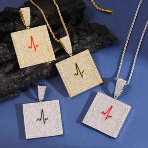 Pendentifs hip-hop carrés avec rythme cardiaque EKG et chaînes torsadées or et argent