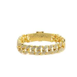 Iced out βραχιόλι cuban με λαμπερές πέτρες σε χρυσό φινίρισμα για hip hop στυλ