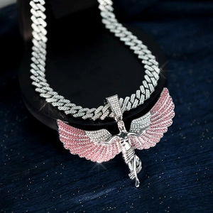 Chaîne cubaine en argent hip hop avec pendentif ange rose et blanc et reflets brillants
