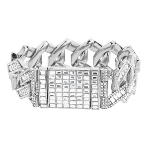 Detailansicht eines silbernen Hip-Hop Cuban-Armbands mit voller Zirkon-Mikropflasterung
