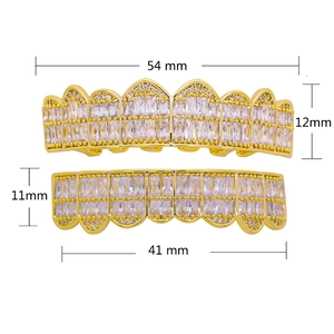 Gold-plated hip hop grillz set with baguette zircons and detailed size measurements