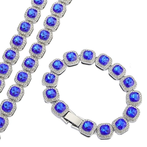 Luxuriöses silbernes Panzerketten-Set mit blauem Kristall und weißen Zirkoniasteinen