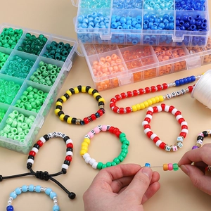 Σετ DIY με πολύχρωμες χάντρες βαρέλι, ελαστικό κορδόνι και βελόνα για κατασκευή κοσμημάτων
